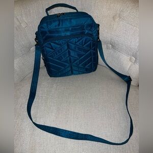 LUG RANGER 2 MEDIUM CROSSBODY OCEAN BLUE